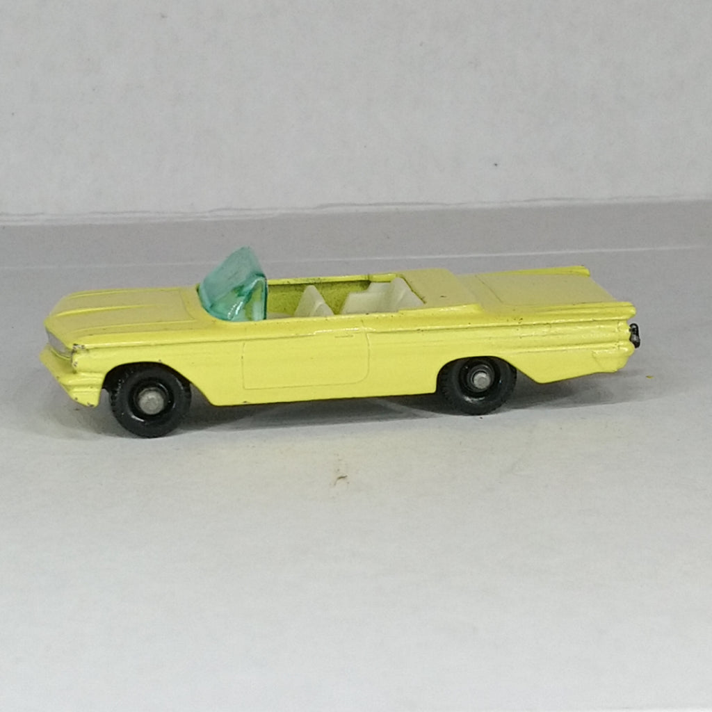 Lesney Pontiac convertible #39