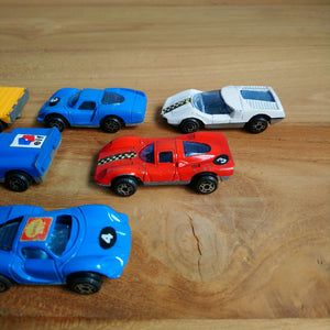 Set van 6 minicars, o.a. Renault Alpine